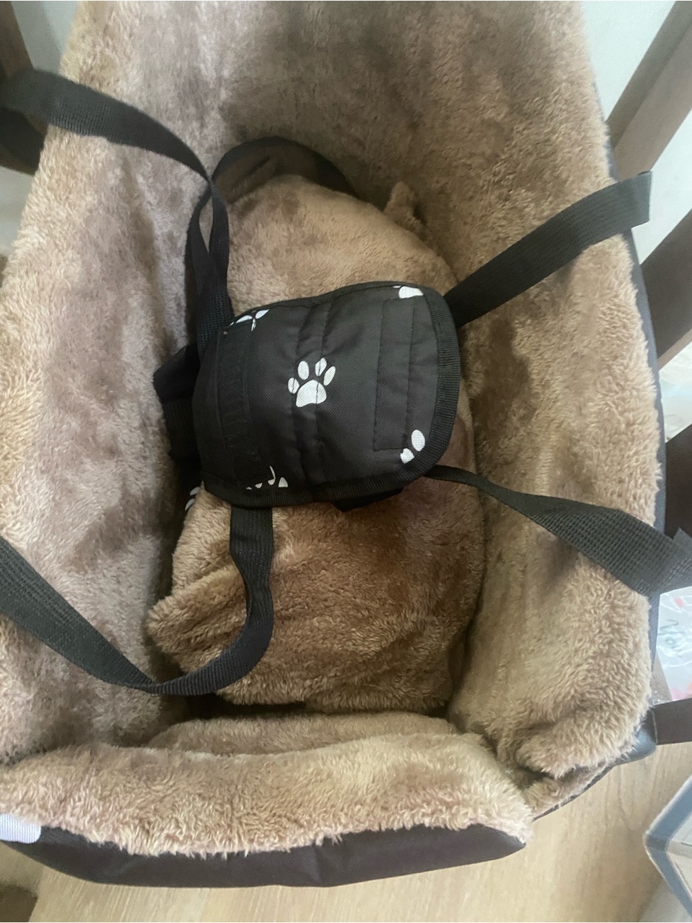 Pet Safety Bed for Car Plush Brown Pet Carrier Bed - Cozy Dog Crate Insert - Picture 3 of 7